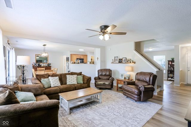 1304 Ellington Drive, Shelbyville, IN 46176