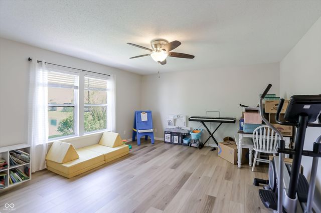1304 Ellington Drive, Shelbyville, IN 46176