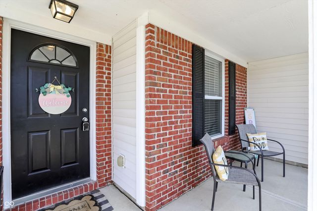 1304 Ellington Drive, Shelbyville, IN 46176