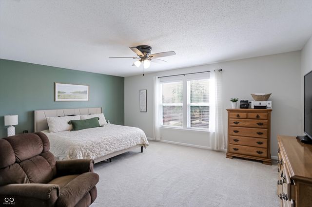1304 Ellington Drive, Shelbyville, IN 46176
