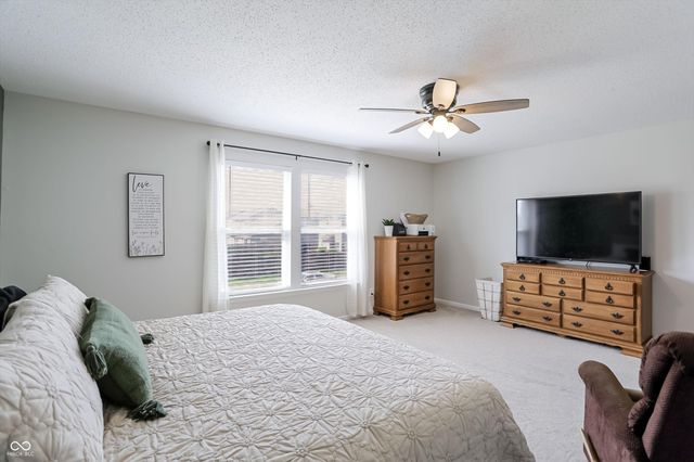 1304 Ellington Drive, Shelbyville, IN 46176