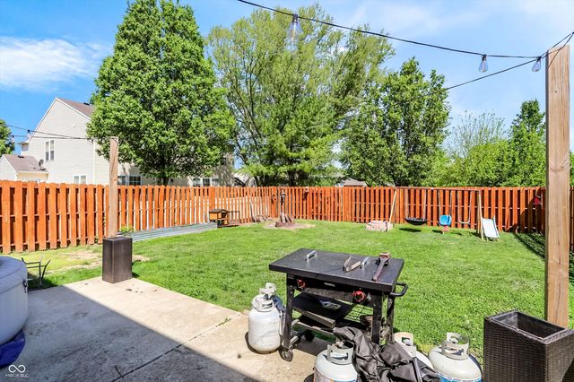 1304 Ellington Drive, Shelbyville, IN 46176