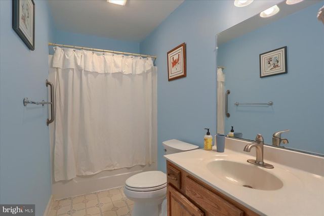 603 PARK RIDGE DR, Mechanicsburg, PA 17055