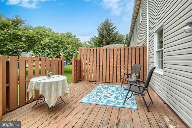 603 PARK RIDGE DR, Mechanicsburg, PA 17055