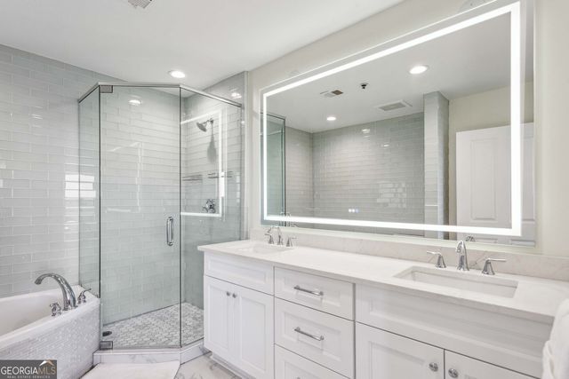 2881 Peachtree Road NE 1005, Atlanta, GA 30305