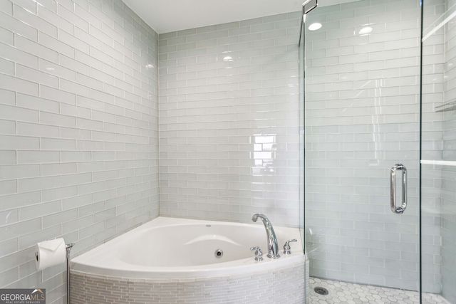 2881 Peachtree Road NE 1005, Atlanta, GA 30305