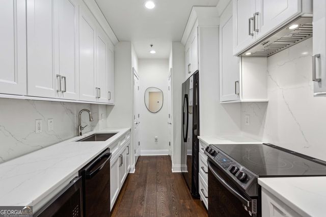 2881 Peachtree Road NE 1005, Atlanta, GA 30305