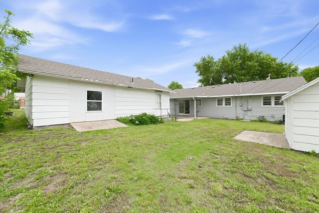 1721 N State St, Augusta, KS 67010