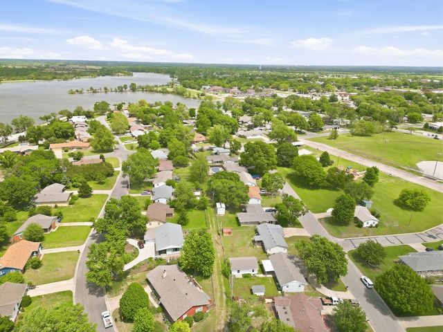 1721 N State St, Augusta, KS 67010