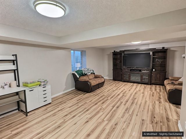 203 W Sandhill, Derby, KS 67037