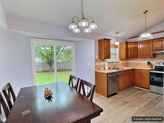 203 W Sandhill, Derby, KS 67037