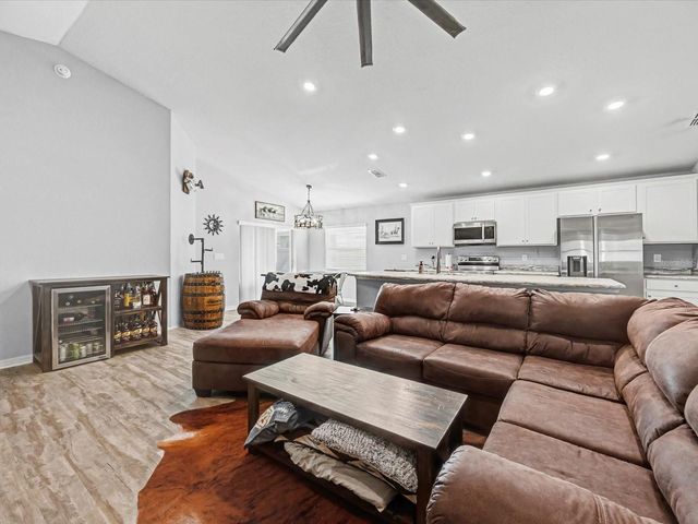 1330 MEZZAVALLE WAY, Auburndale, FL 33823