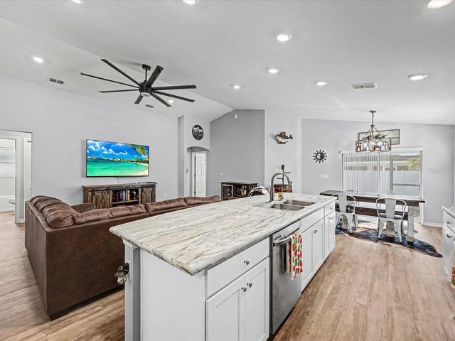 1330 MEZZAVALLE WAY, Auburndale, FL 33823