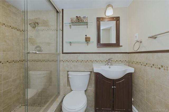 3 Archer Street, Freeport, NY 11520