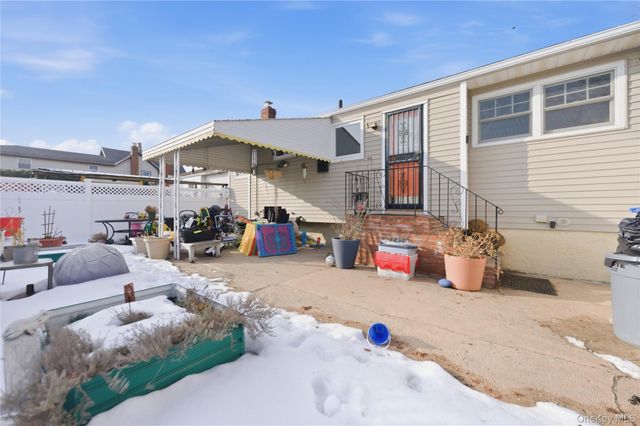 3 Archer Street, Freeport, NY 11520