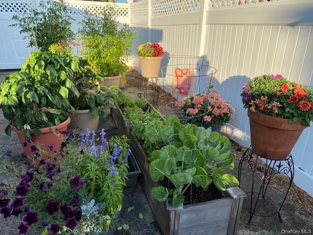 3 Archer Street, Freeport, NY 11520