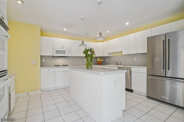 50 Pippins Way, Morris Twp., NJ 07960