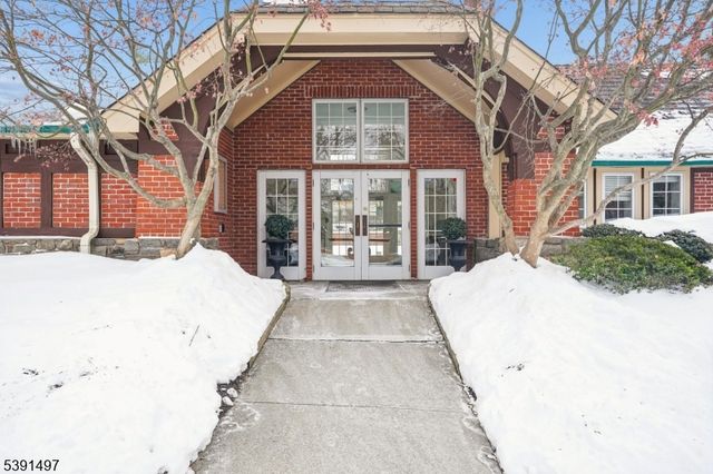 50 Pippins Way, Morris Twp., NJ 07960