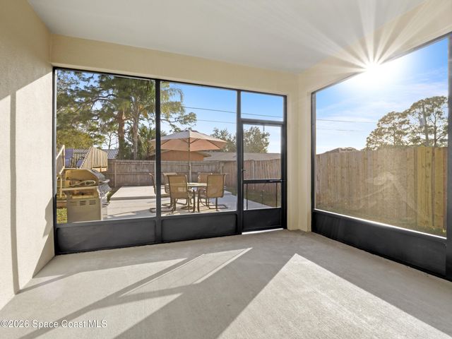 138 Cameron Street SE, Palm Bay, FL 32909