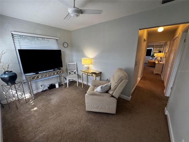 1335 GLENDALE CIRCLE W 217, Sarasota, FL 34232