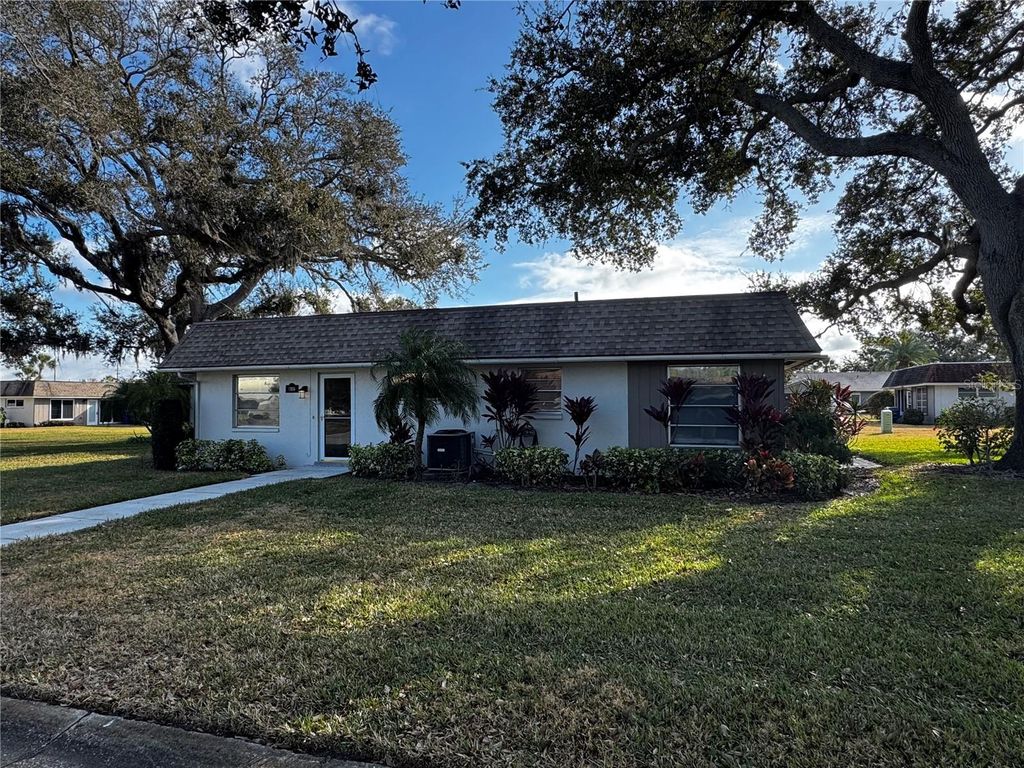 1335 GLENDALE CIRCLE W 217, Sarasota, FL 34232