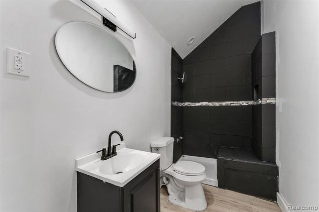 8064 Bliss Street, Detroit, MI 48234