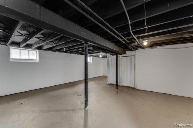 8064 Bliss Street, Detroit, MI 48234