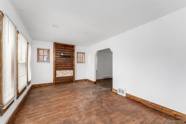 8064 Bliss Street, Detroit, MI 48234