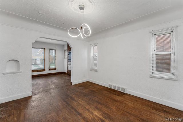 8064 Bliss Street, Detroit, MI 48234