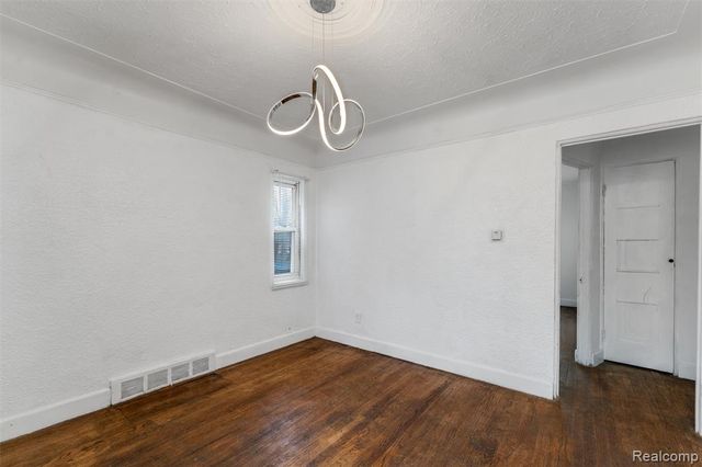 8064 Bliss Street, Detroit, MI 48234