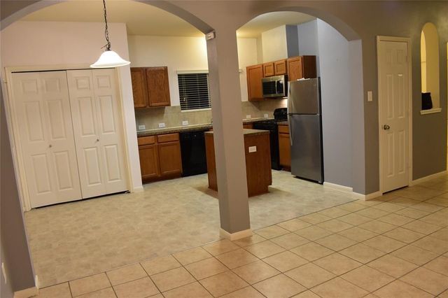 6202 Provident Green Drive, Katy, TX 77449