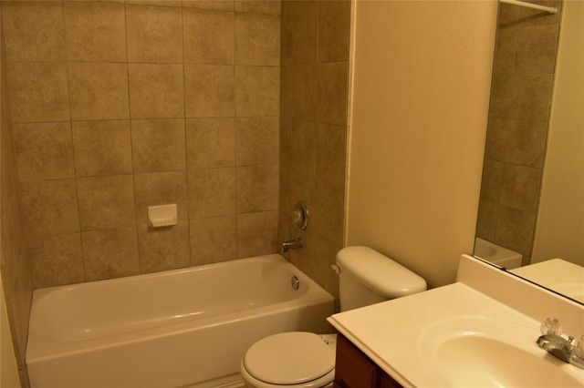 6202 Provident Green Drive, Katy, TX 77449