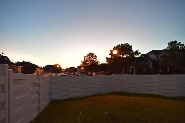 6202 Provident Green Drive, Katy, TX 77449