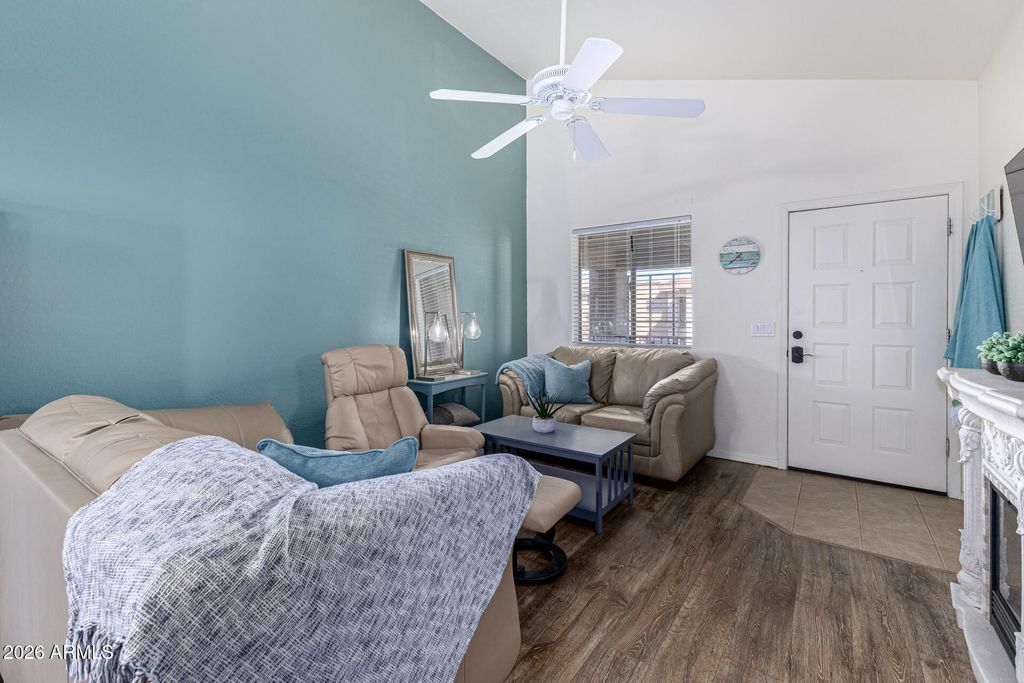 537 S DELAWARE Drive 221, Apache Junction, AZ 85120 — photo 3