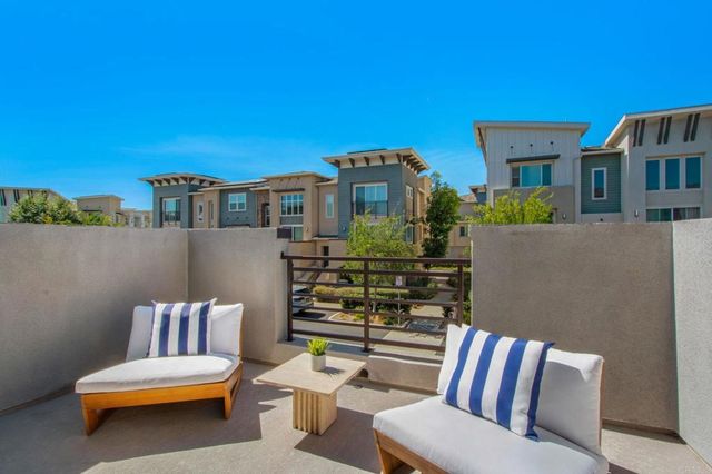 6100 Colt Place 101, Carlsbad, CA 92009