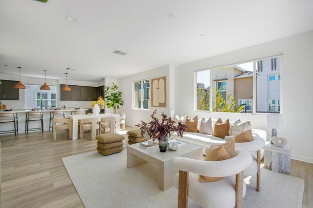 6100 Colt Place 101, Carlsbad, CA 92009