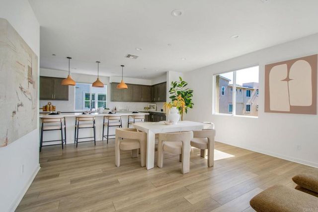 6100 Colt Place 101, Carlsbad, CA 92009