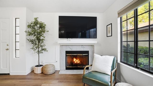 3046 Iris Avenue 301, San Diego, CA 92154