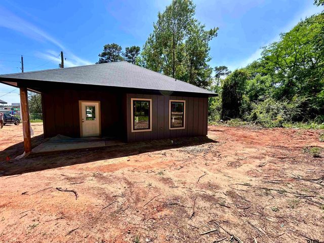 201 E Fleming, Longview, TX 75604