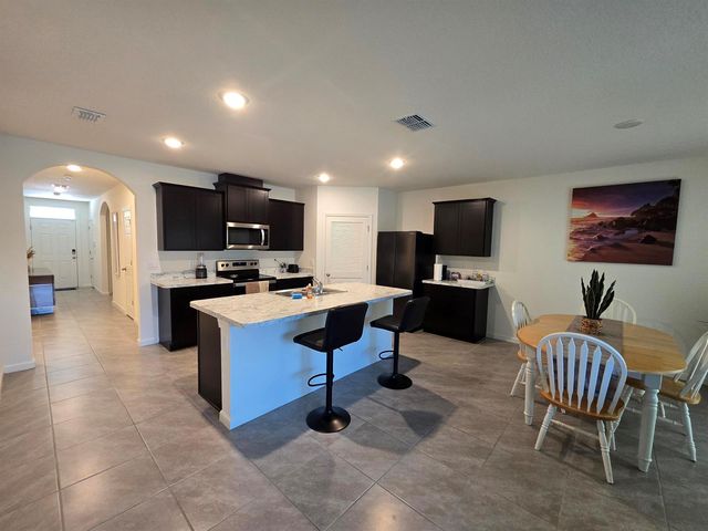 2101 SE Floresta Drive, Port St. Lucie, FL 34984