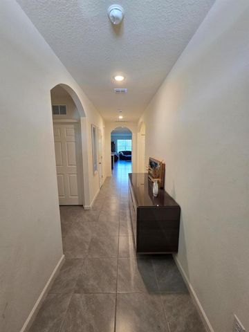 2101 SE Floresta Drive, Port St. Lucie, FL 34984