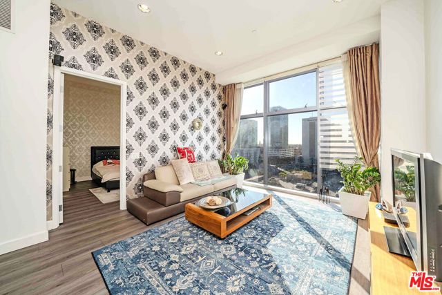 3223 W 6th Street 906, Los Angeles, CA 90020