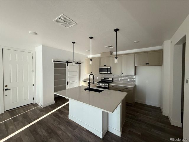 16881 Askins Loop 305, Parker, CO 80134