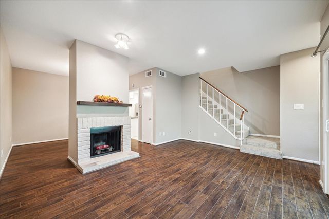 11711 Memorial Drive 101, Houston, TX 77024