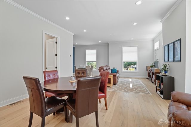 3847 Drake Avenue, Cincinnati, OH 45209