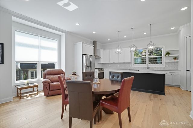 3847 Drake Avenue, Cincinnati, OH 45209