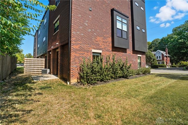 3847 Drake Avenue, Cincinnati, OH 45209