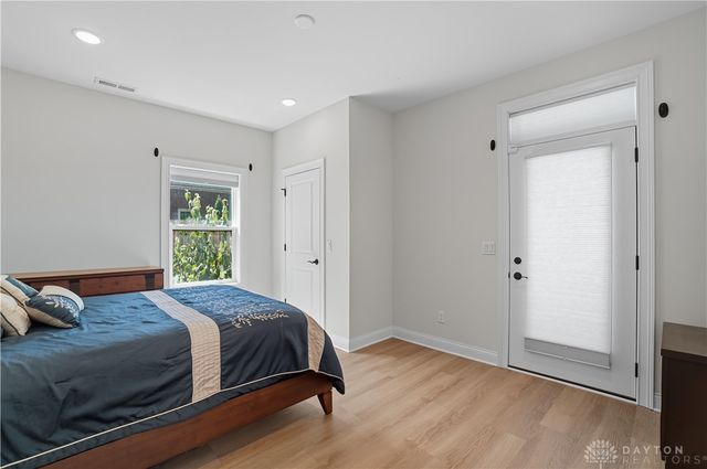 3847 Drake Avenue, Cincinnati, OH 45209