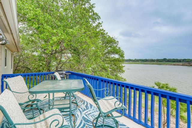 603 Waterway LN, Burnet, TX 78611