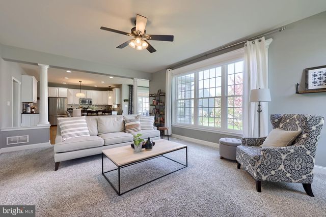 328 COBBLERS CT, Lititz, PA 17543